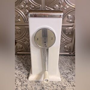 Vintage Ice-O-Mat Manual Ice Crusher